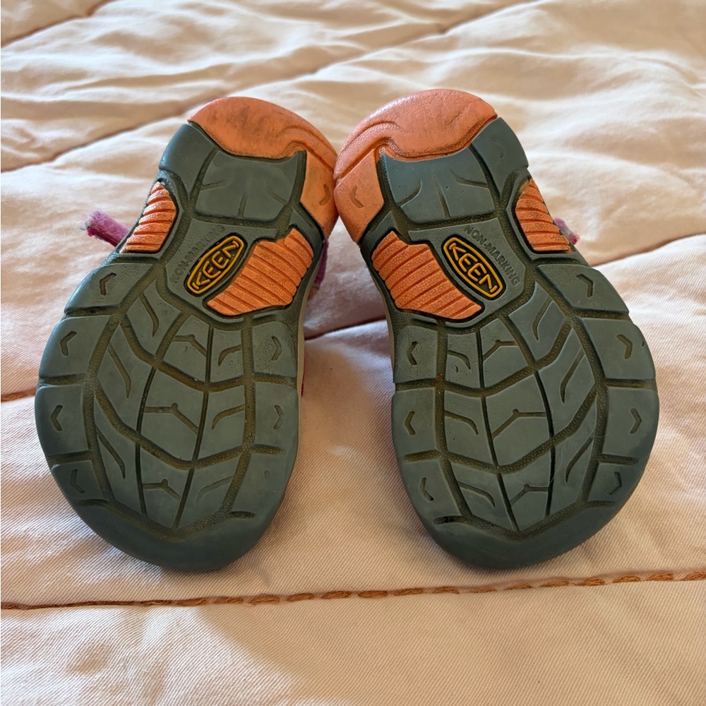 Pink Keen Shoes- toddler 4 - Picture 5 of 5